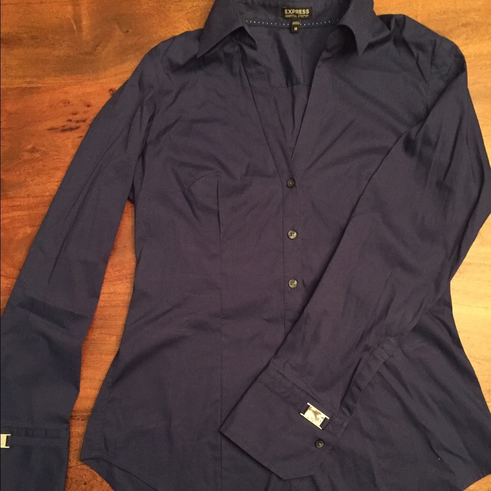 Express Long Sleeve Essential Shirt